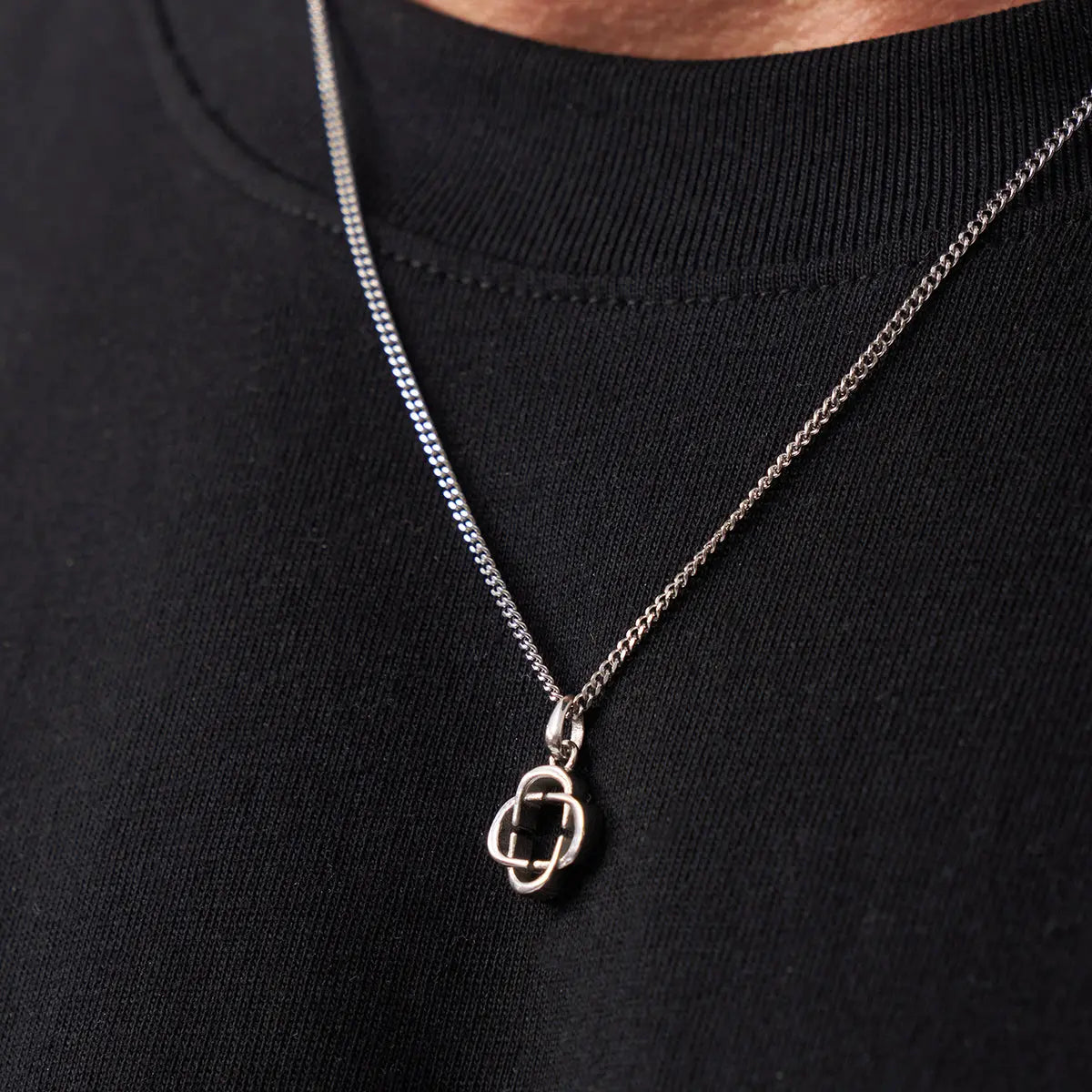 Clover Pendant (Silver) -- DVVX CHAINS