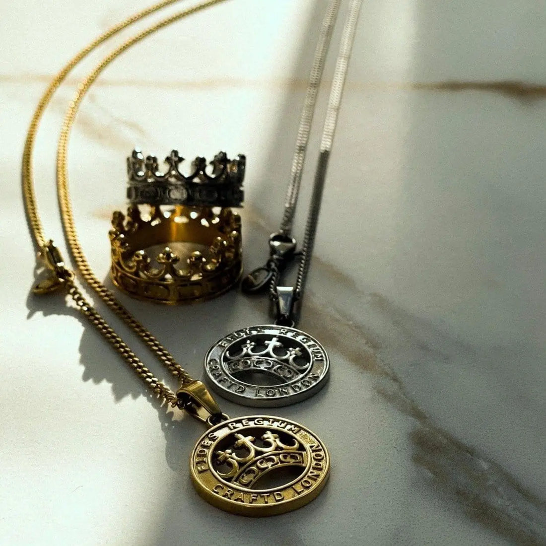 Crown Pendant (Silver) -- DVVX CHAINS