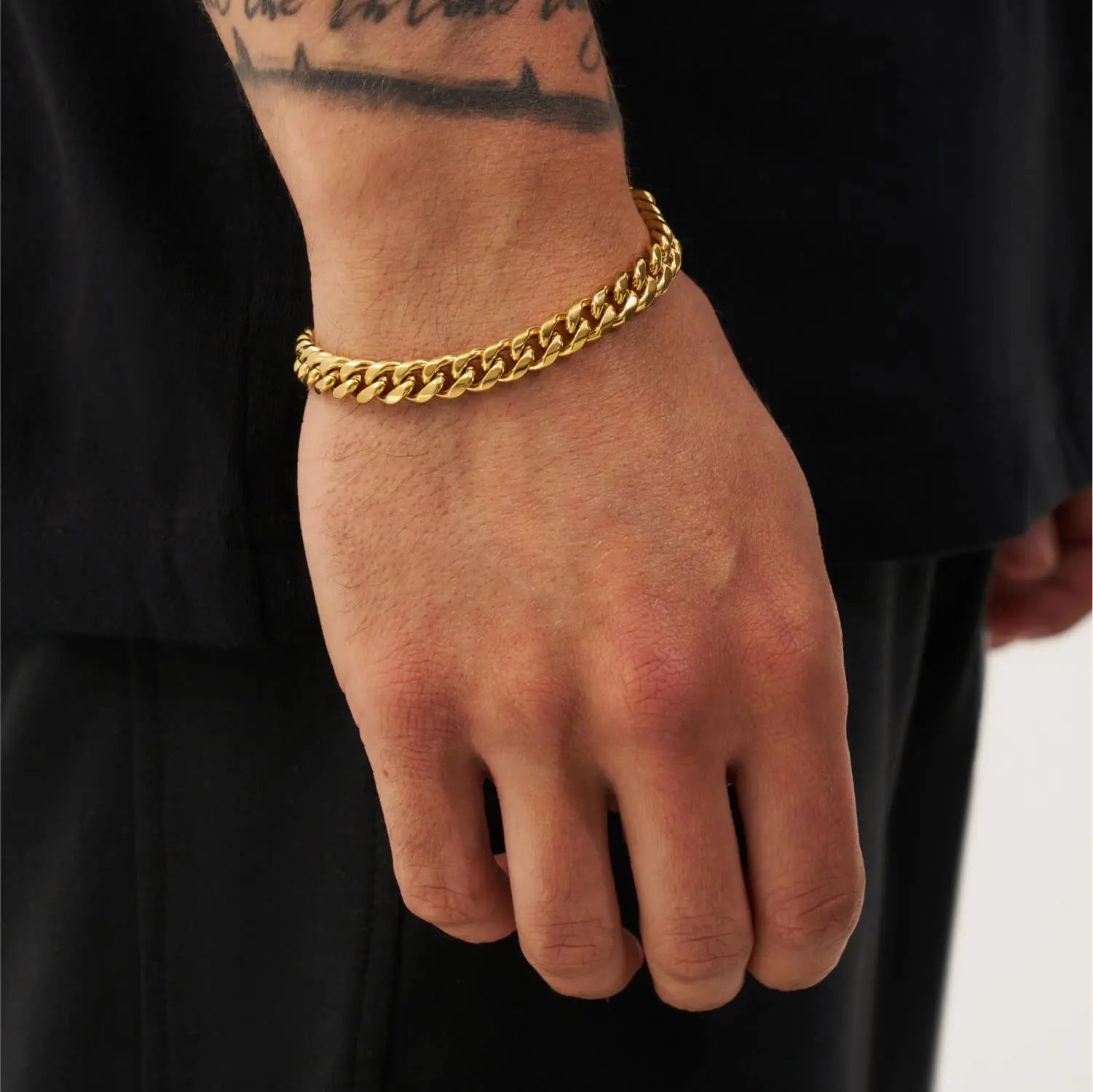 Cuban Bracelet (Gold) 8mm -- DVVX CHAINS