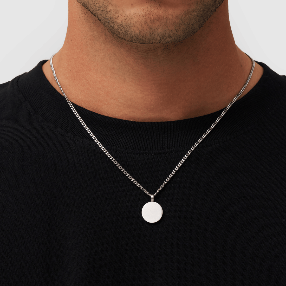 round-totem-pendant-silver